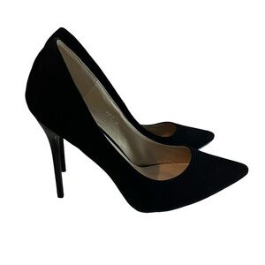 Boohoo Women’s Black Stiletto Heels / Pumps, size US 8.​​